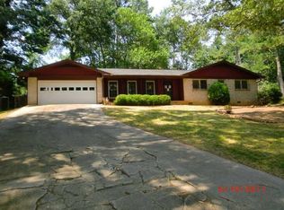 1182 Beechwood Ct, Stone Mountain, GA 30087