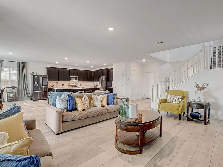 7069 Range Valley St — Photo 17