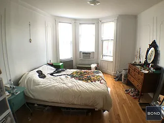 Rented by Bond New York