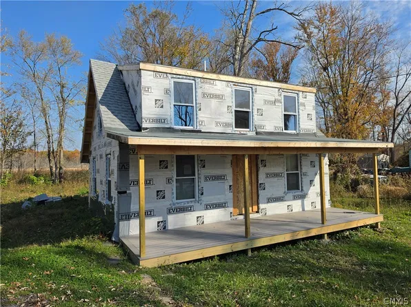 3557 Hayes Rd, Baldwinsville, NY 13027