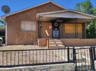 806 E Aztec Ave, Gallup, NM 87301