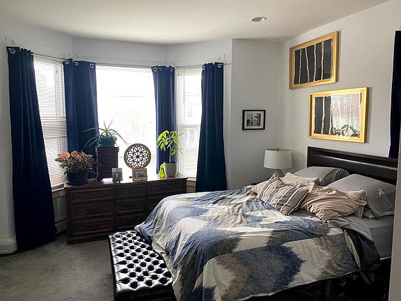 4th image of 110 N Fullerton Ave #1