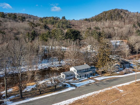 2nd image of 14 Roosterville Rd