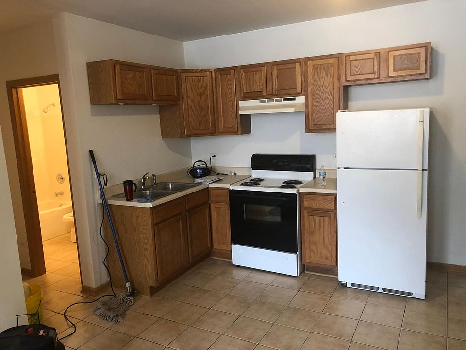 1st image of 203 W Water St APT 209