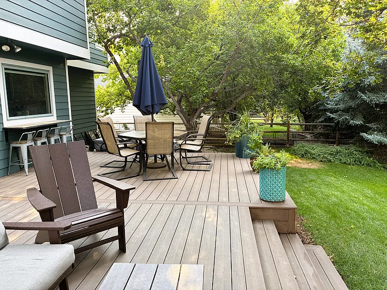 1035 Ashford Ct — Photo 36