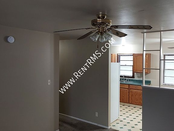 5th image of 4012 SE Truman Ave