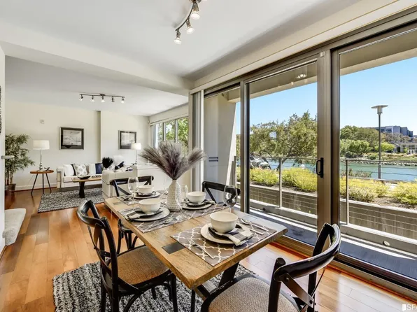 255 Berry St APT 112, San Francisco, CA 94158