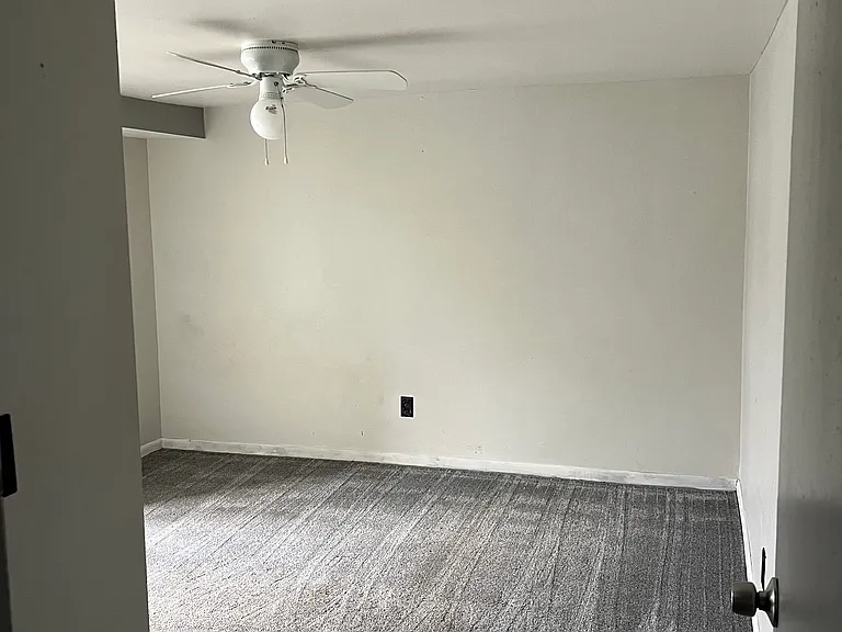 86 1/2 Fisher Rd #1/2 — Photo 22