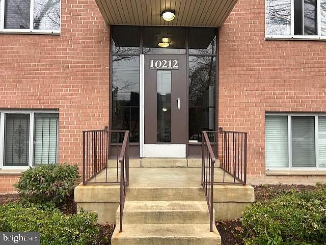1st image of 10212 Rockville Pike APT 102