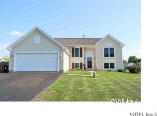 5533 Rockhampton Path, Clay, NY 13041