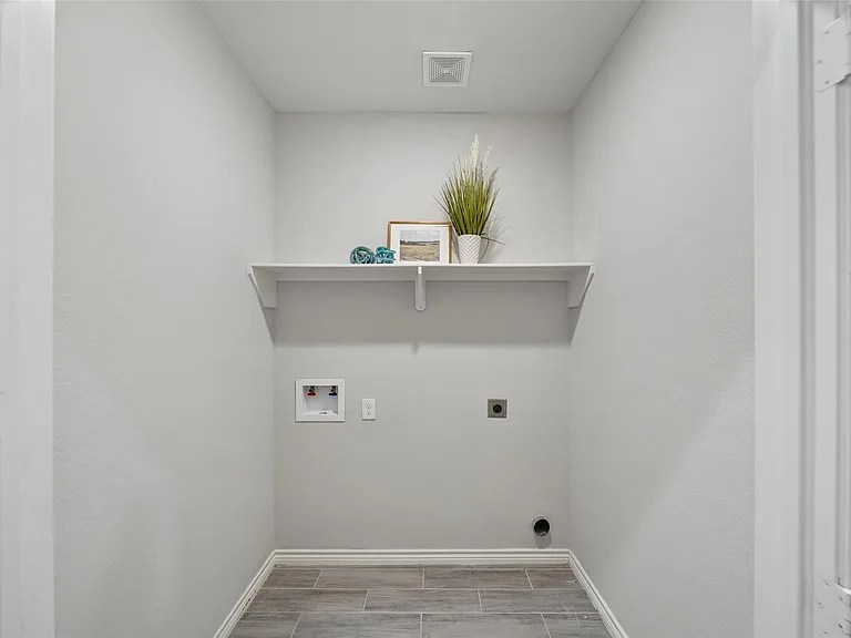 396 Westchase — Photo 13
