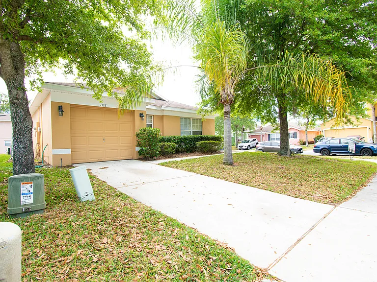 108 Sundown Ct — Photo 4