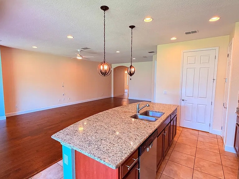 11867 Padua Ln — Photo 6