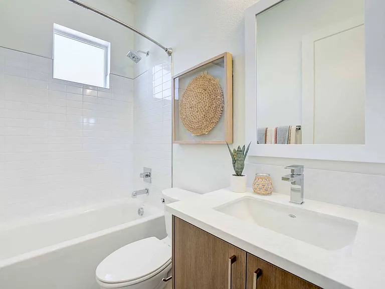 SolTerra Homes — Photo 43