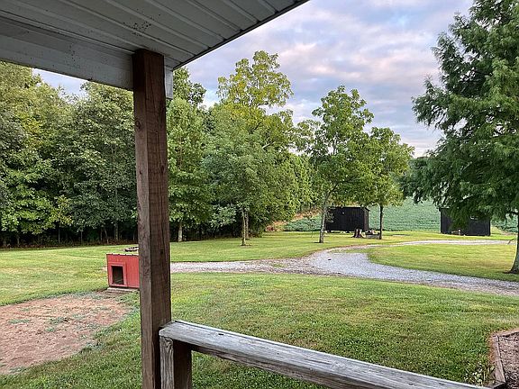 view of back/side yard