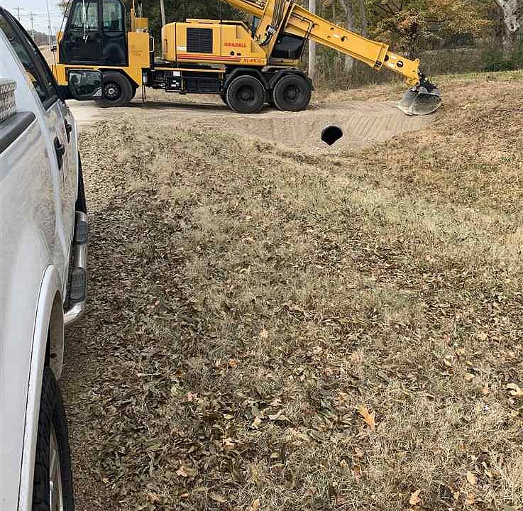 2nd image of 4354 Shelby Rd #1