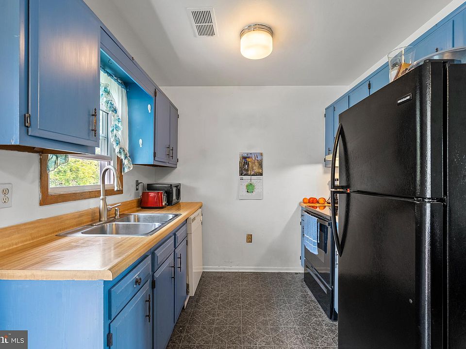 17209 Cloverleaf Rd, Hagerstown, MD 21740 Zillow