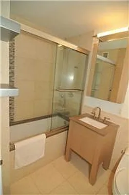 Sold by R New York | media 6