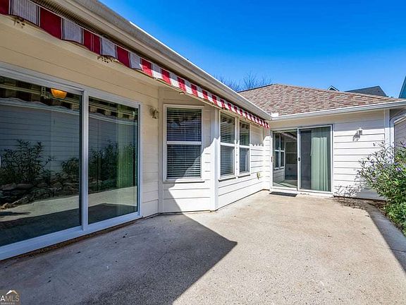 5th image of 150 Jaime Dr