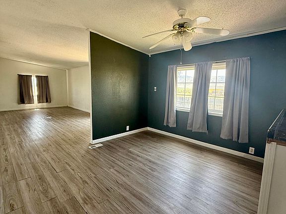 5th image of 5865 Wren St