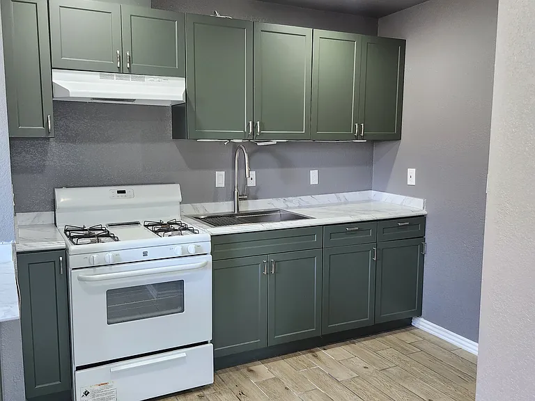 440 El Camino Dr #2 — Photo 7