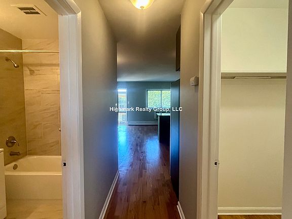5th image of 8500 Waukegan Rd #22