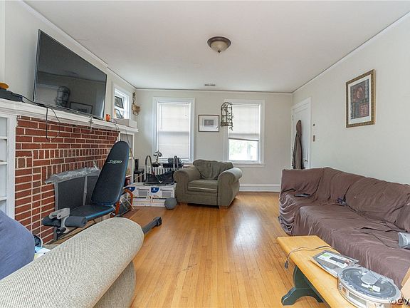 4th image of 4310 Chamberlayne Ave