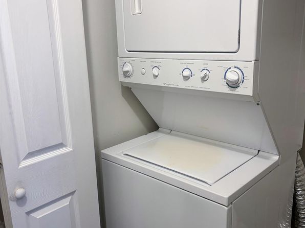 cheyenne-wyoming-448669137 picture