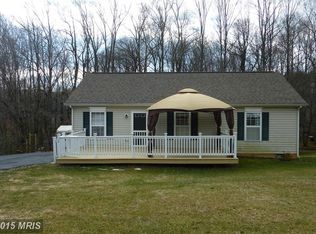 16 Hidden Lake Dr, Stafford, VA 22556