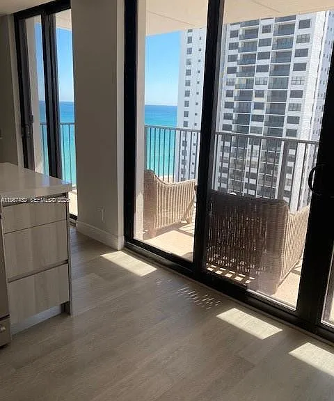 2201 S Ocean Dr #1507 — Photo 2