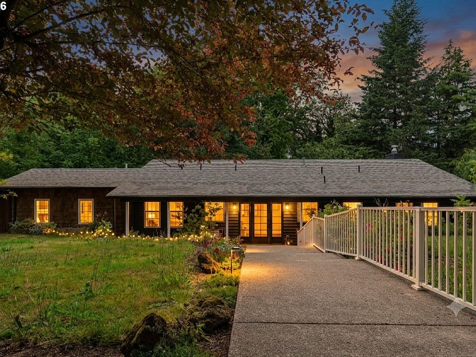 1st image of 545 SE Palmer Ln