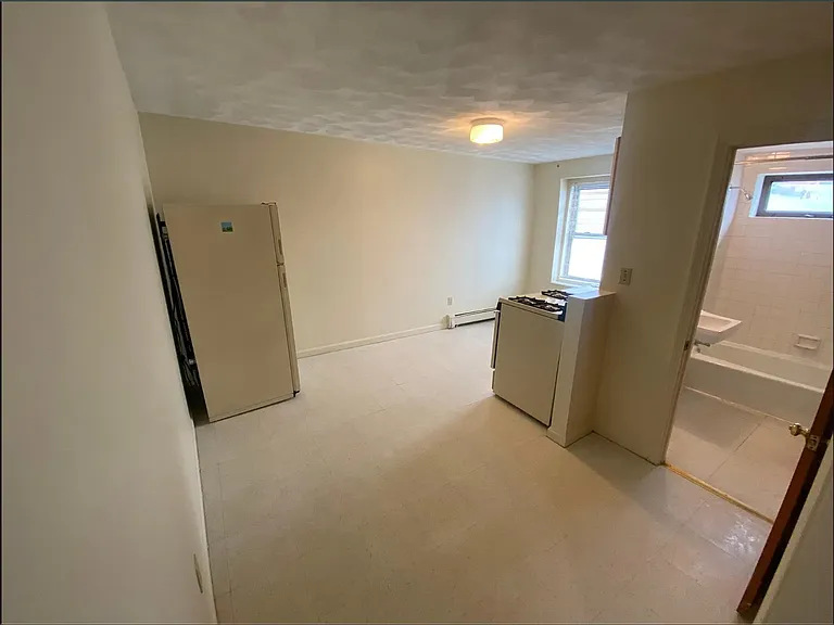 81 Perkins St #3 — Photo 8