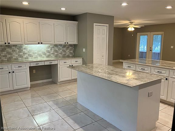4th image of 120 Huntley Ct