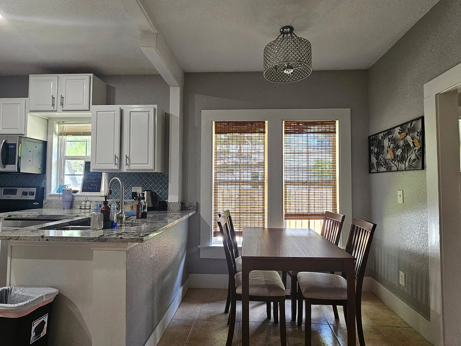 2 bed, 1.5 bath, 1168 sqft, $995 — Photo 3