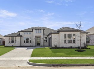 708 Lemmon Ln, Forney, TX 75126