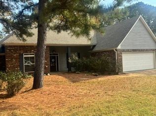 1616 Baywood Dr, Madison, MS 39110