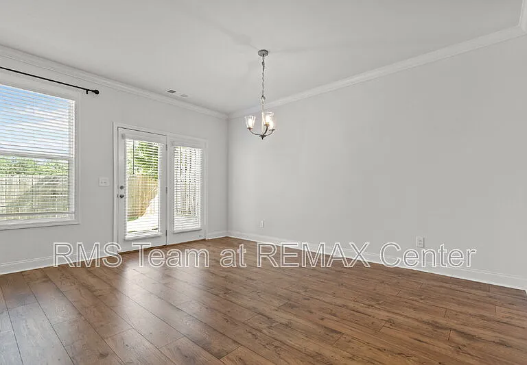 5125 Hillington Way — Photo 12