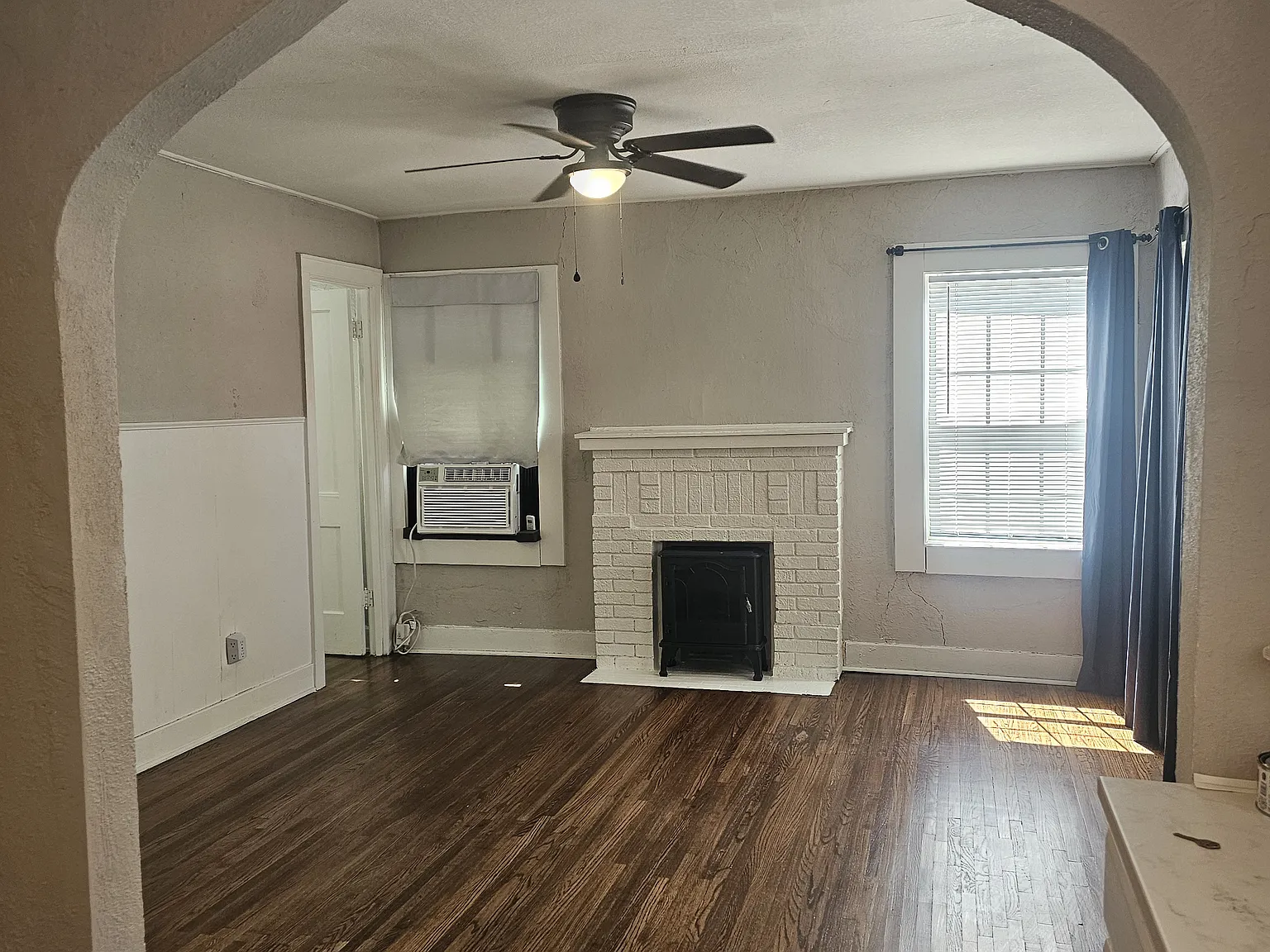 1 bed, 2240 sqft, $650 — Photo 3