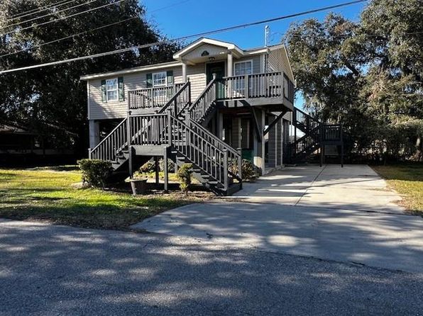 4968 Gloria Dr, Lafitte, LA 70067