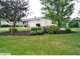 12843 W Greenfield Rd, Grand Ledge, MI 48837