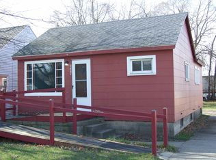 1837 Burton Rd, Muskegon, MI 49442