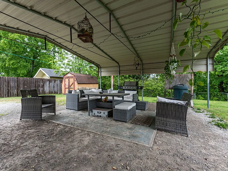 206 River Heights Dr — Photo 18