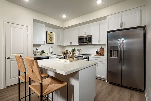 The Kingsley Luxury Apartments Photo 1