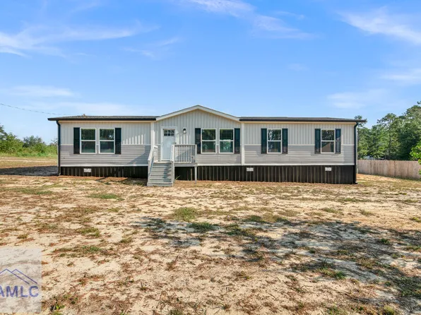 790 Gene Bland Rd, Jesup, GA 31545