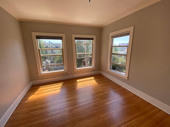 4th image of 1416 E Marion St APT 200