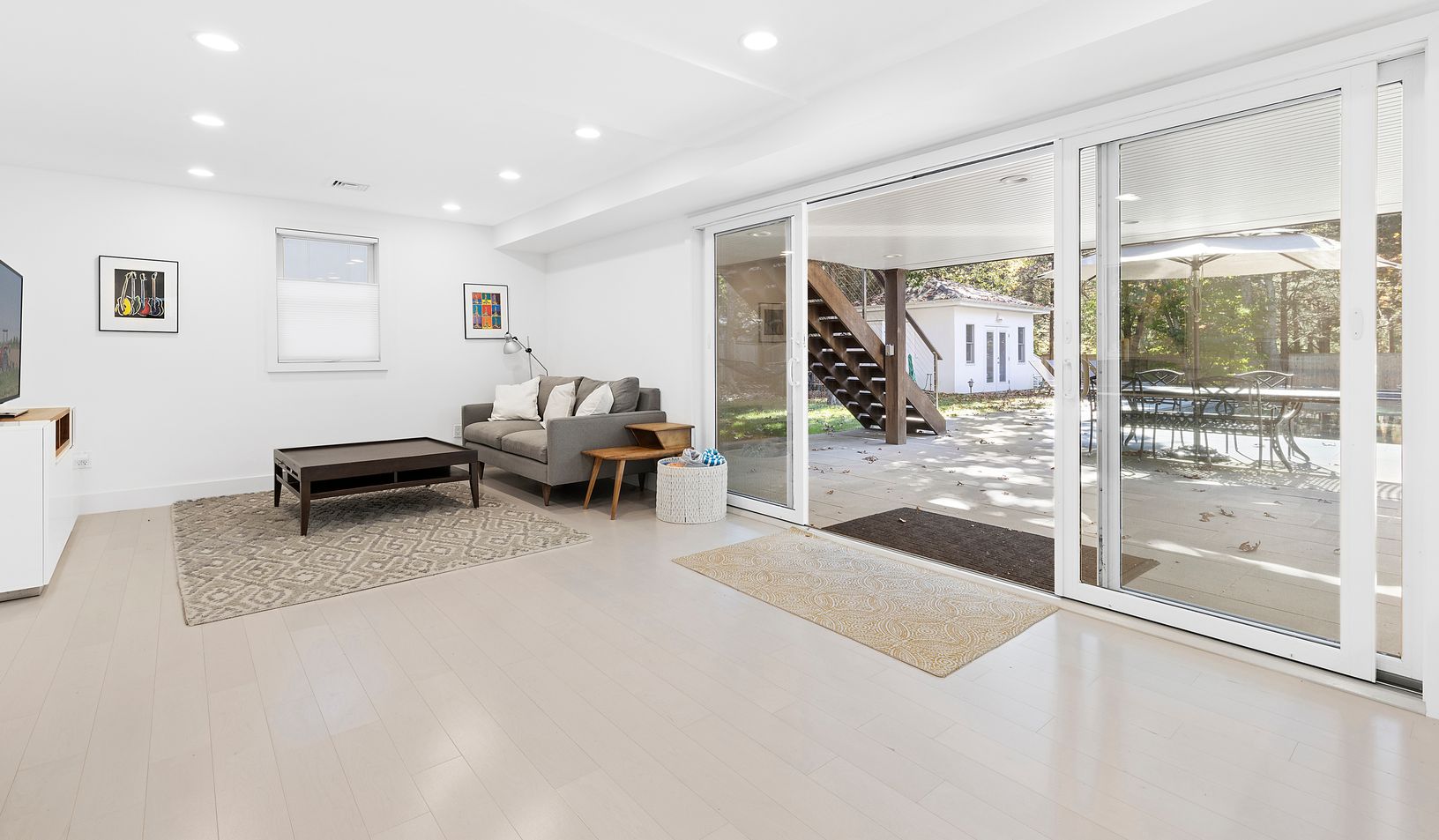 Media/Living Room 