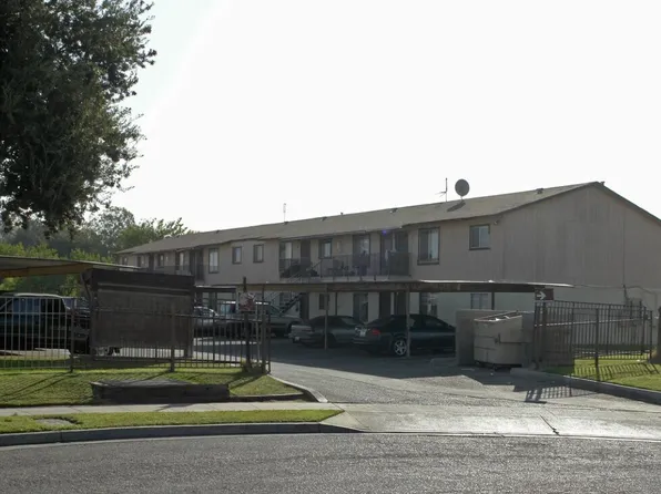 Hayston Ave, 2075 S Hayston Ave APT 205, Fresno, CA 93702