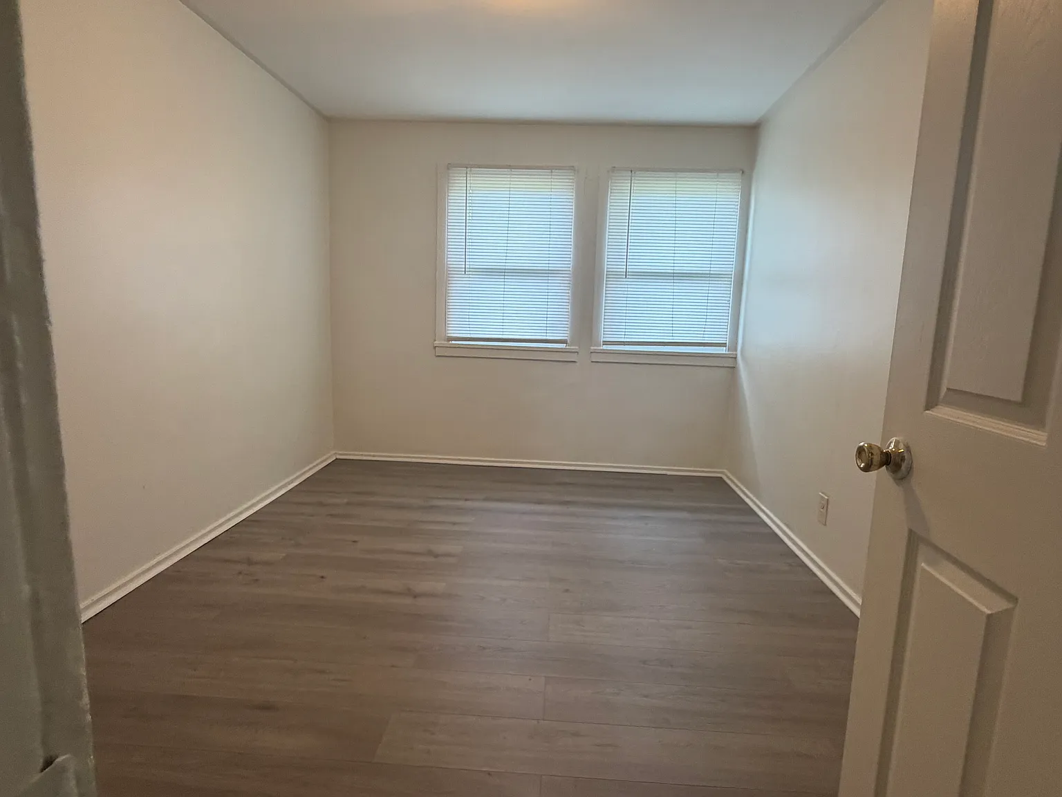 1 bed, 600 sqft, $1,000 — Photo 2