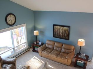 W125S7676 Coventry Ln, Muskego, WI 53150