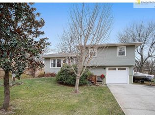 507 N Jackson St, Spring Hill, KS 66083